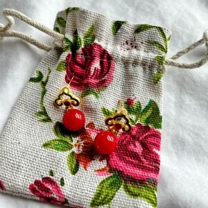 Brand New w/ Dust Bag Cute Summer Dangling Earrings